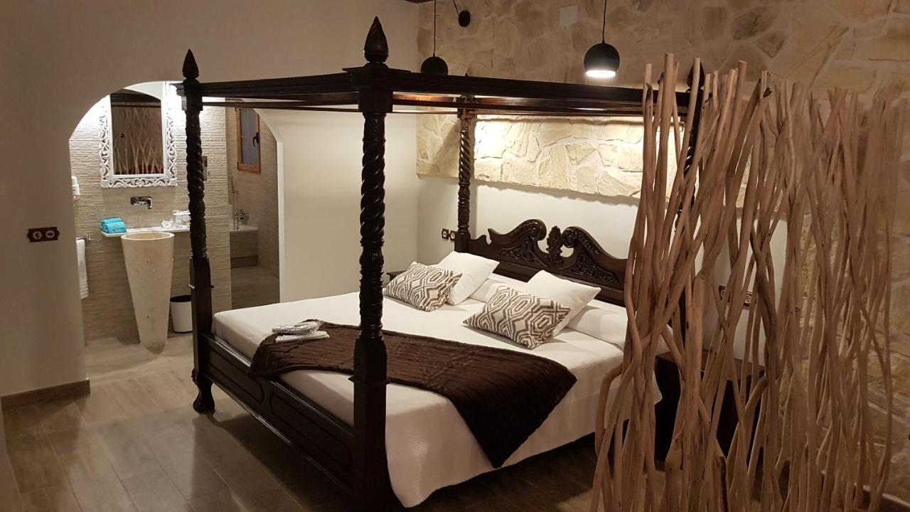 Artmonia Ξενοδοχείο Castalla Εξωτερικό φωτογραφία