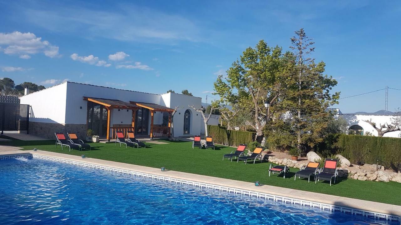 Artmonia Ξενοδοχείο Castalla Εξωτερικό φωτογραφία
