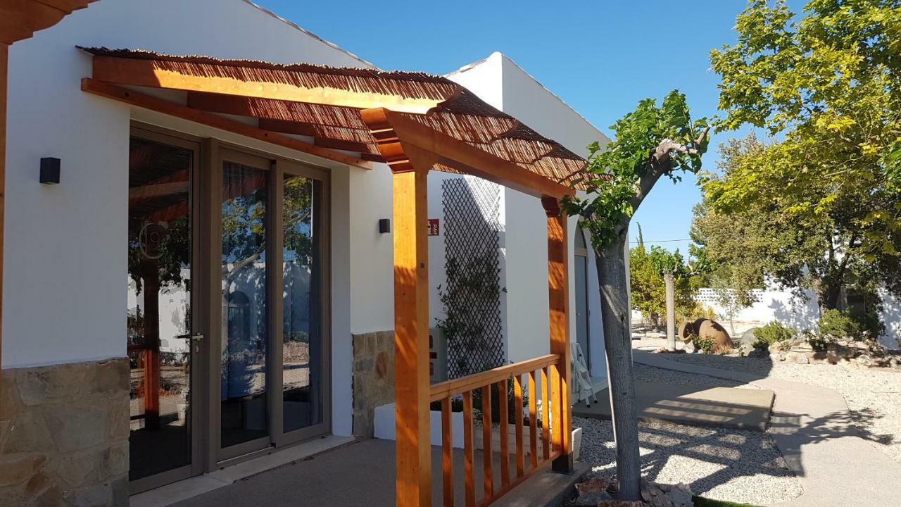 Artmonia Ξενοδοχείο Castalla Εξωτερικό φωτογραφία